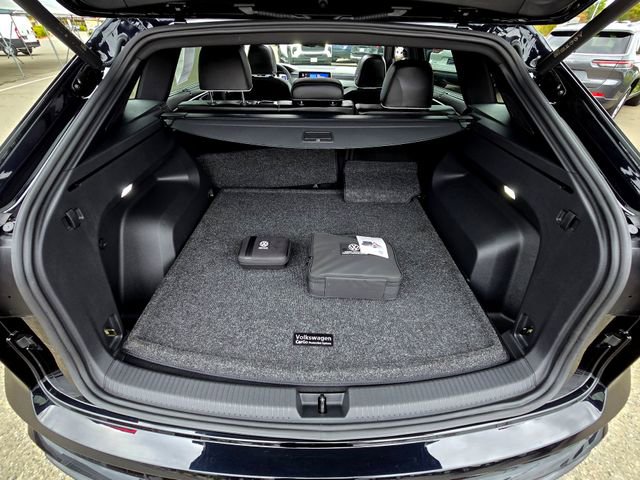 Used 2024 Volkswagen Atlas Cross Sport SEL Premium R-Line image 34