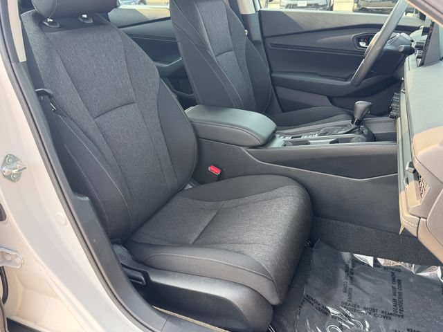 Certified 2025 Honda Accord SE image 12