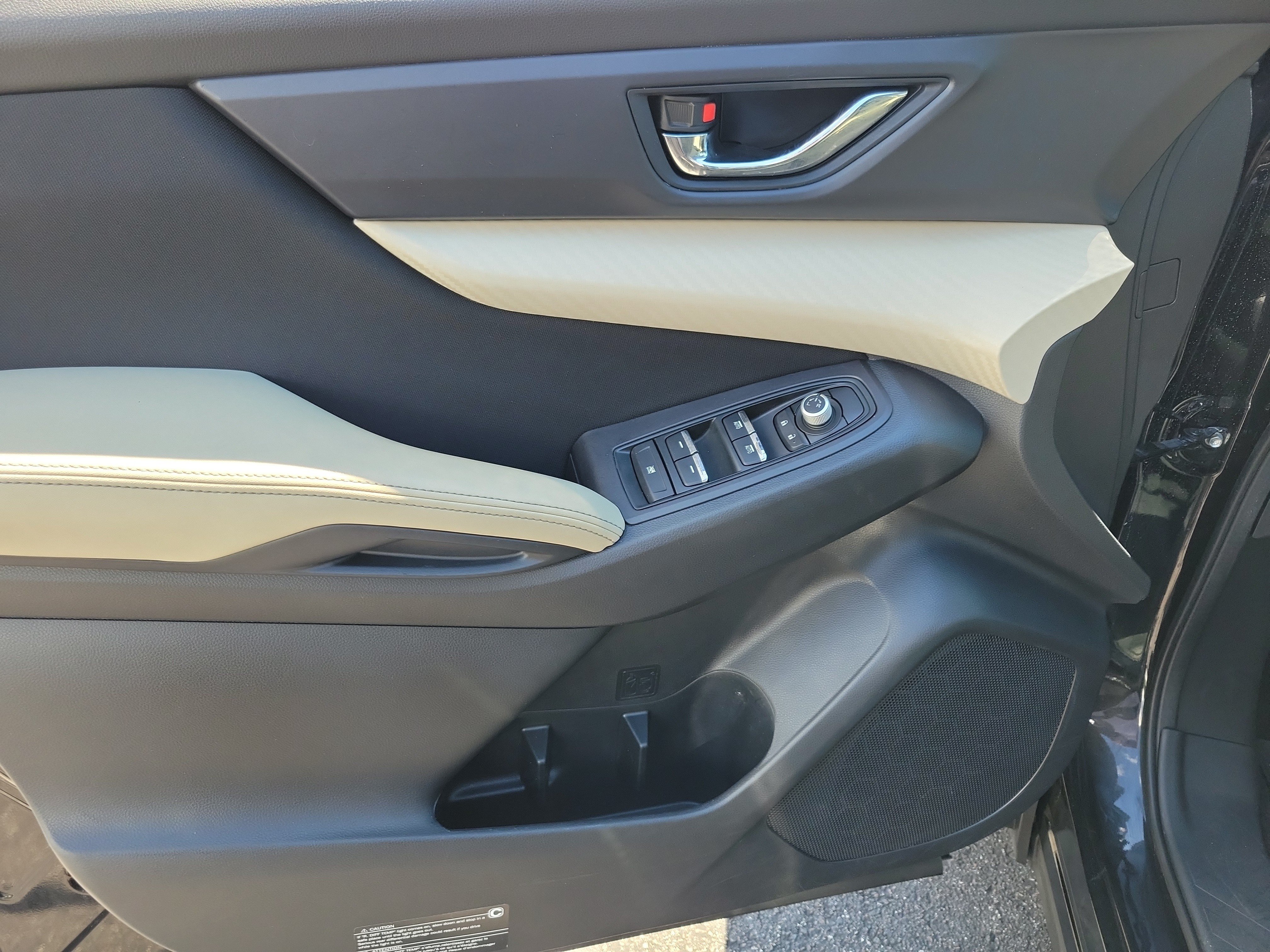 Used 2019 Subaru Ascent Premium AWD/4WD image 24