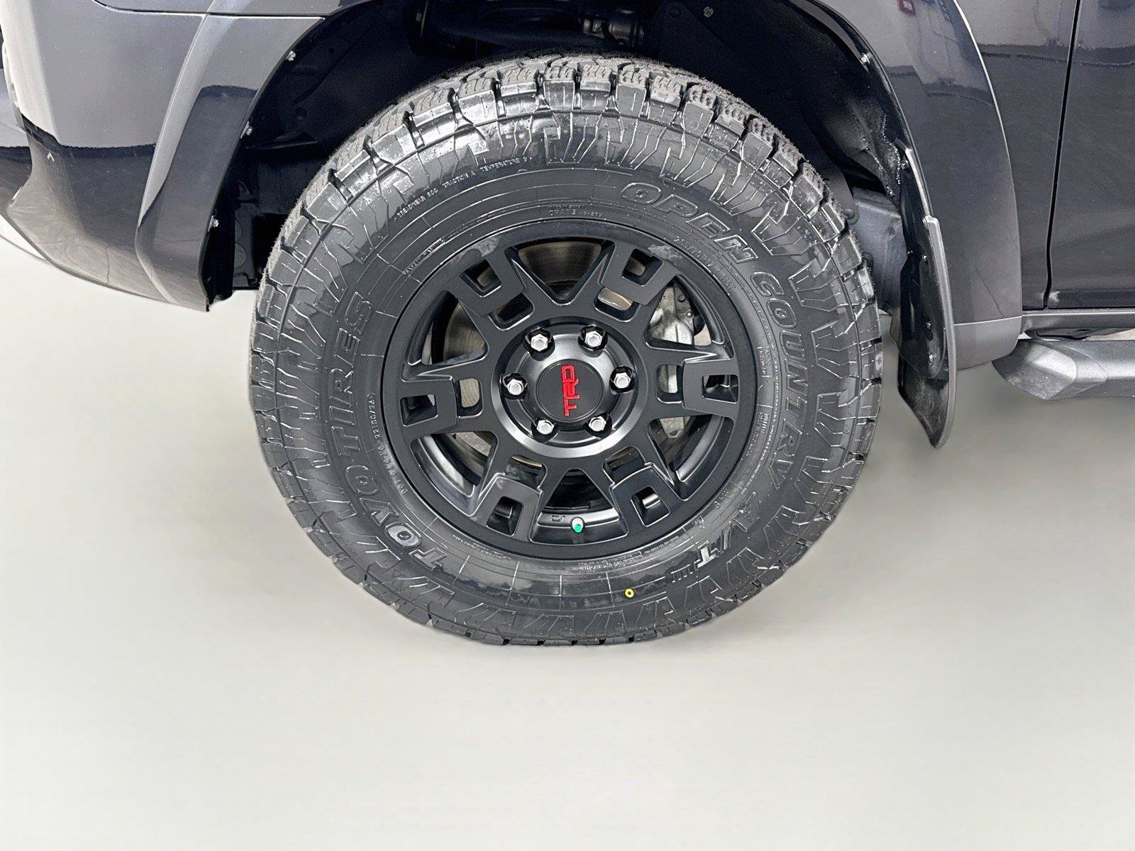 Certified 2024 Toyota 4Runner TRD Off-Road Premium w/ Moonroof Package AWD/4WD image 47