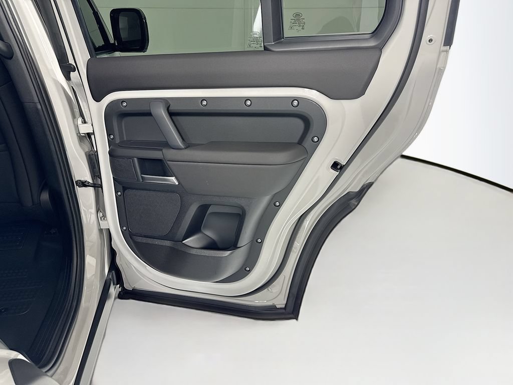 New 2026 Land Rover Defender 110 S AWD/4WD image 27