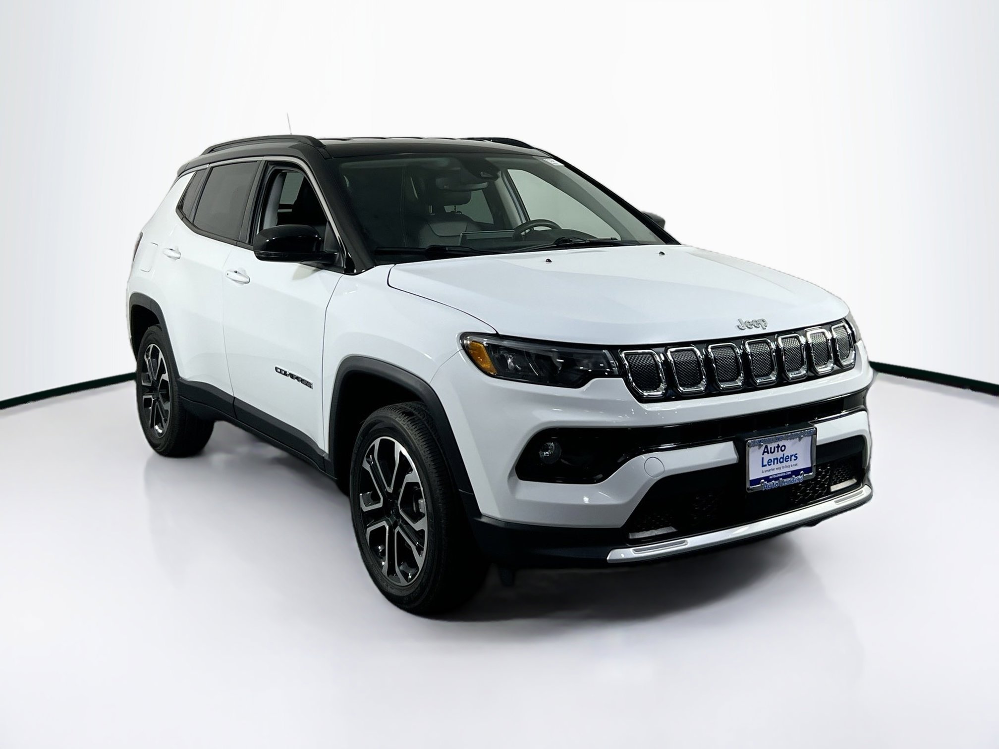 Used 2022 Jeep Compass Limited image 3