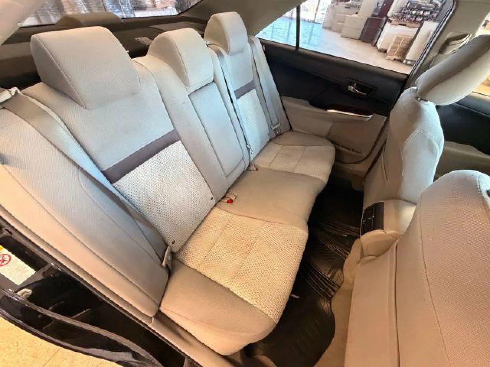 Used 2013 Toyota Camry XLE image 19