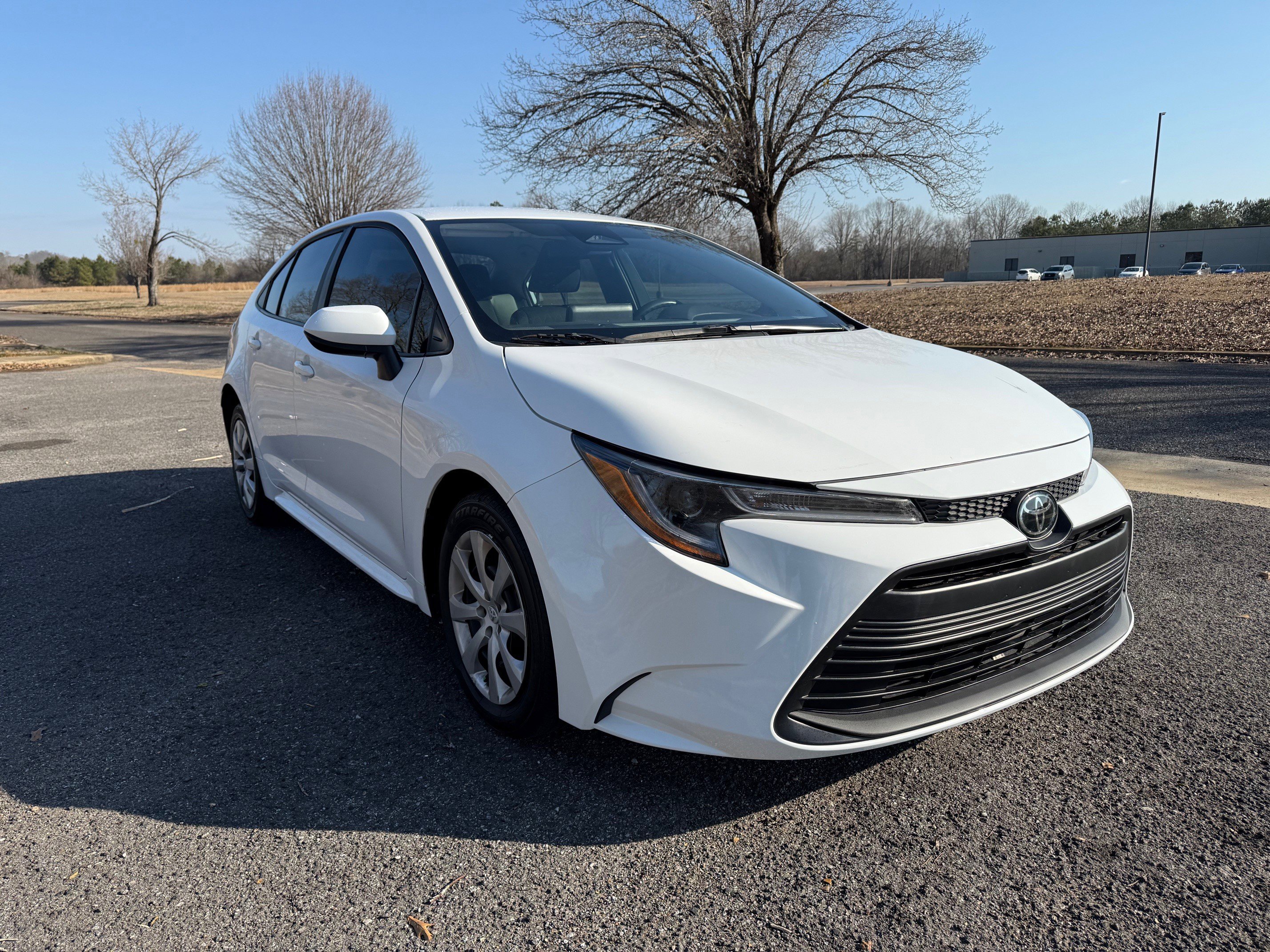 Used 2025 Toyota Corolla LE w/ Convenience Package FWD image 7