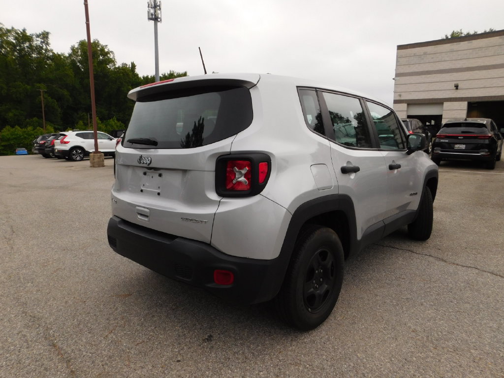 Used 2021 Jeep Renegade Sport AWD/4WD image 5
