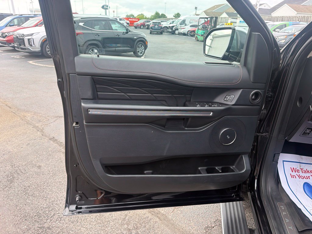 Used 2020 Ford Expedition Platinum AWD/4WD image 19