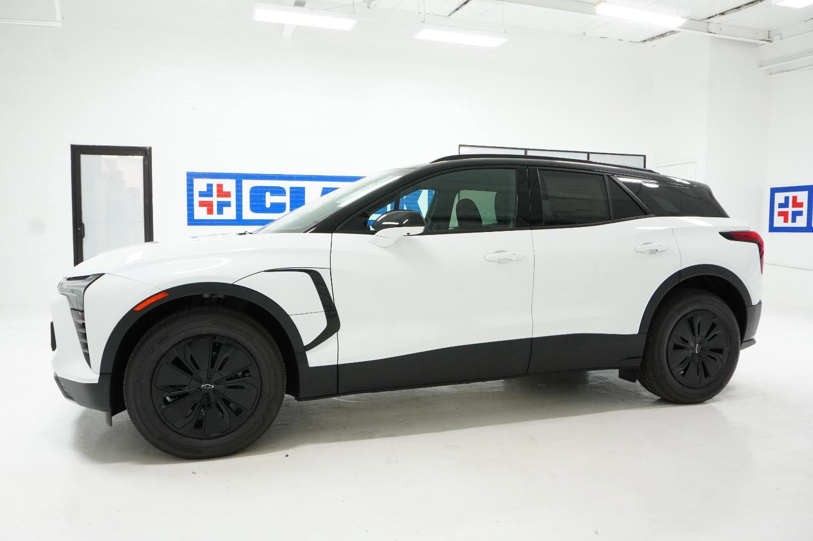 New 2026 Chevrolet Blazer EV LT w/ Midnight/Sport Edition image 10