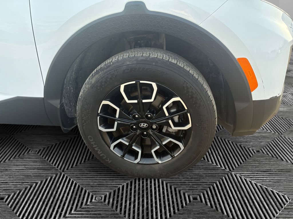 Used 2022 Hyundai Santa Cruz SEL image 17