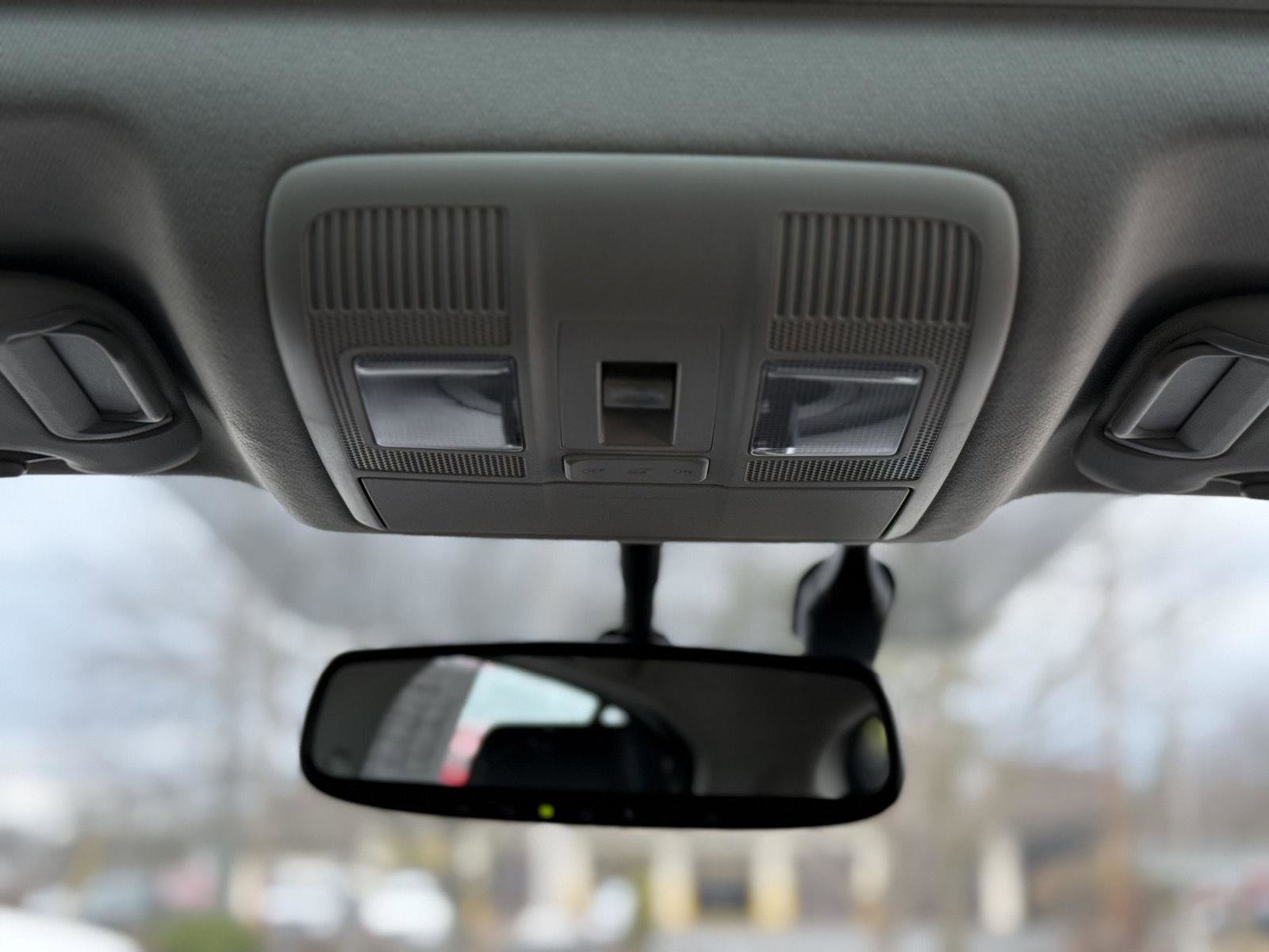 Used 2015 MAZDA MAZDA3 s Grand Touring image 23