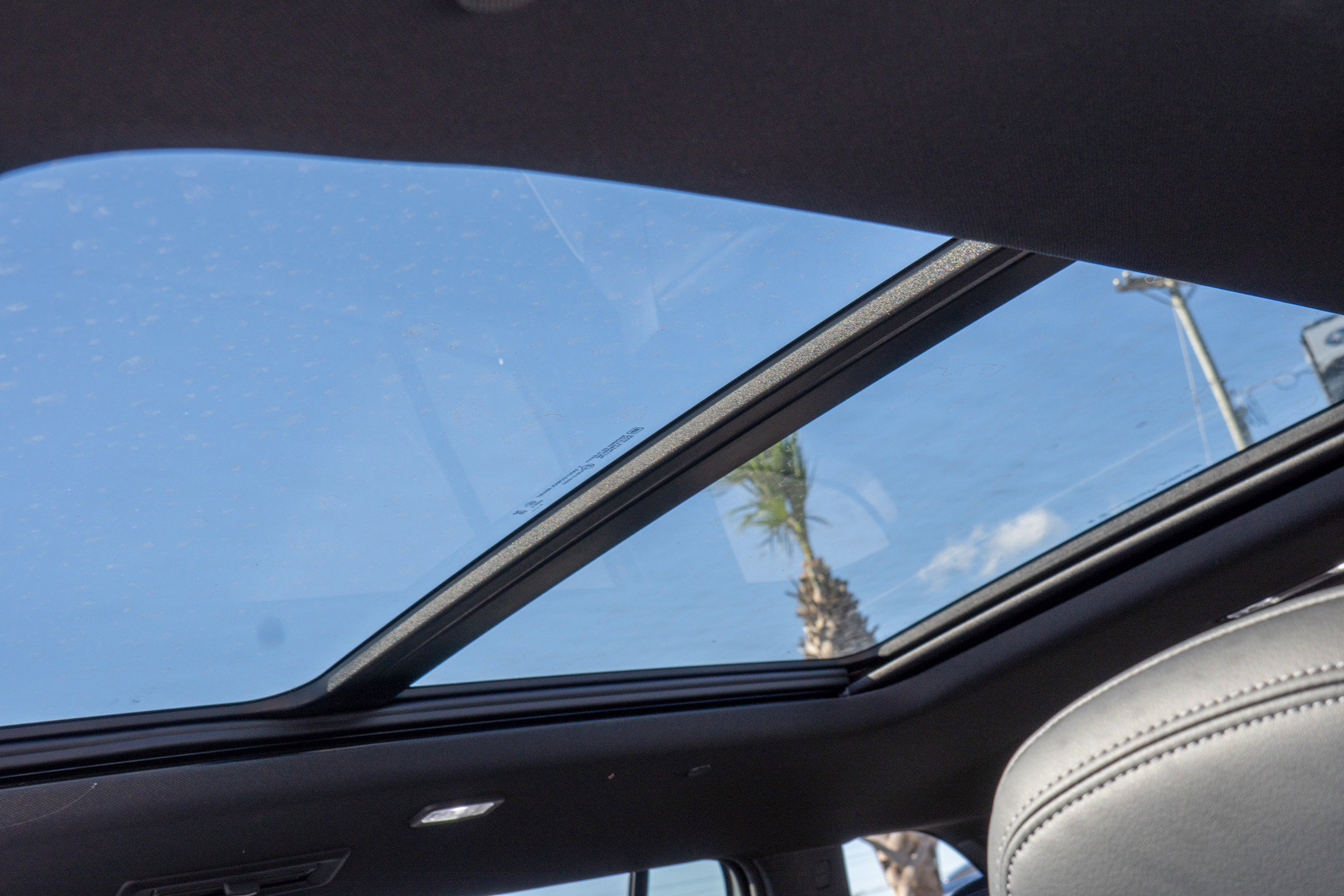 New 2026 Buick Enclave Sport Touring w/ Power Package image 18