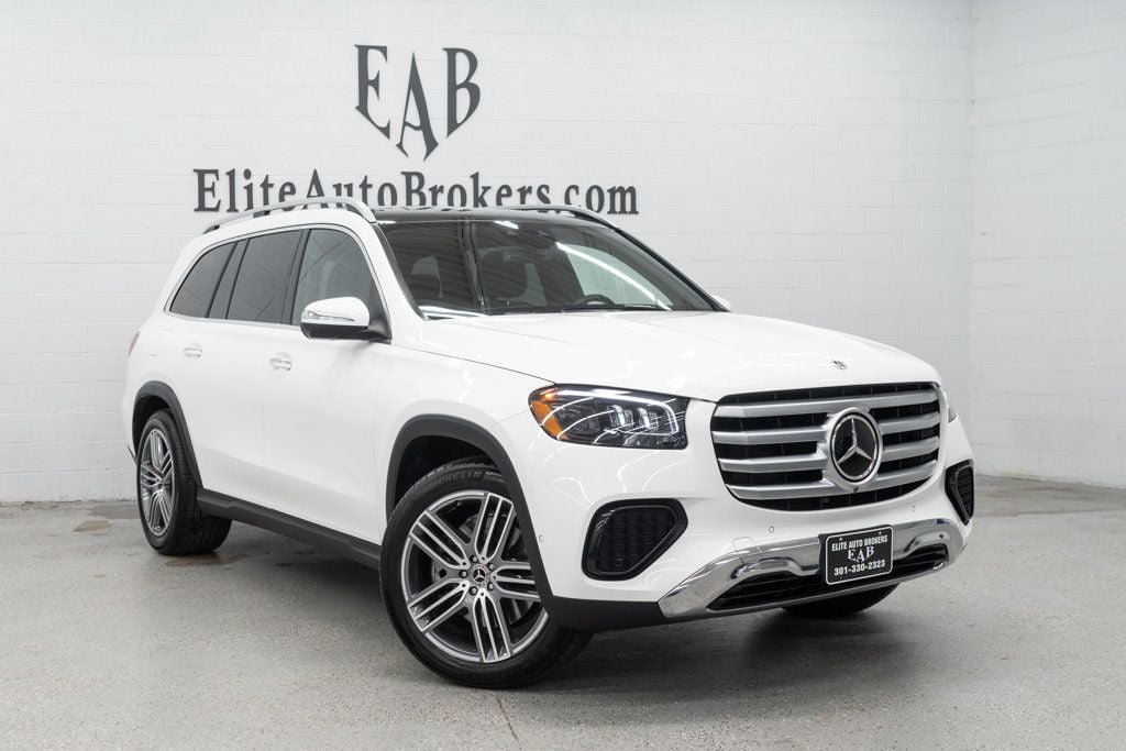 Used 2025 Mercedes-Benz GLS 450 4MATIC image 52