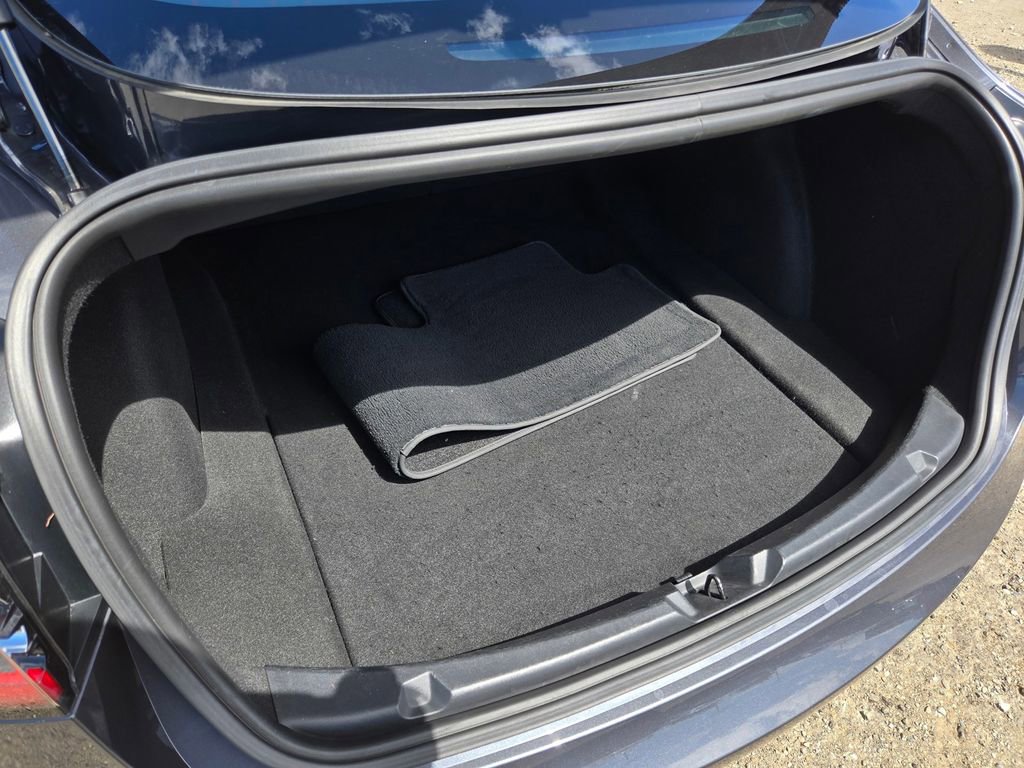 Used 2018 Tesla Model 3 Mid Range image 22