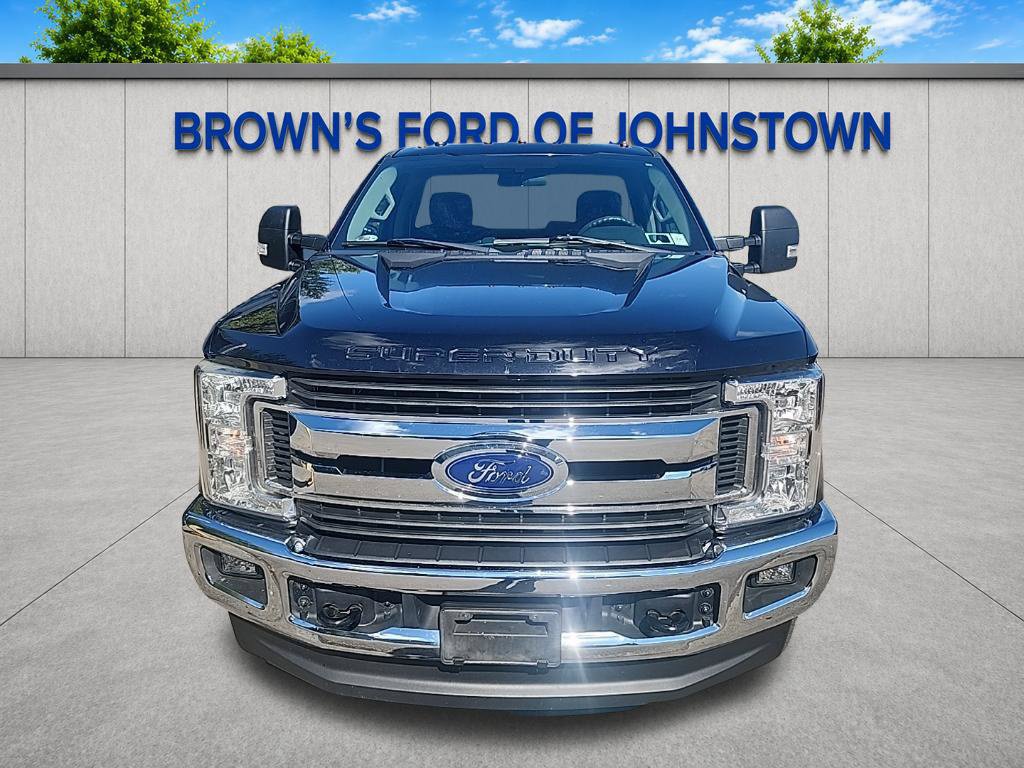 Used 2019 Ford F250 XLT w/ XLT Value Package AWD/4WD image 3