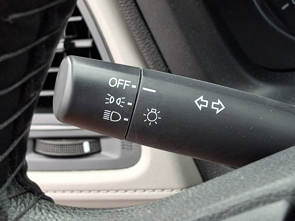 Used 2022 Honda HR-V LX image 24