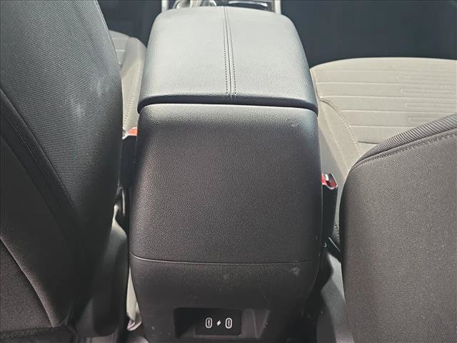 Used 2025 Hyundai Santa Cruz SE FWD image 18