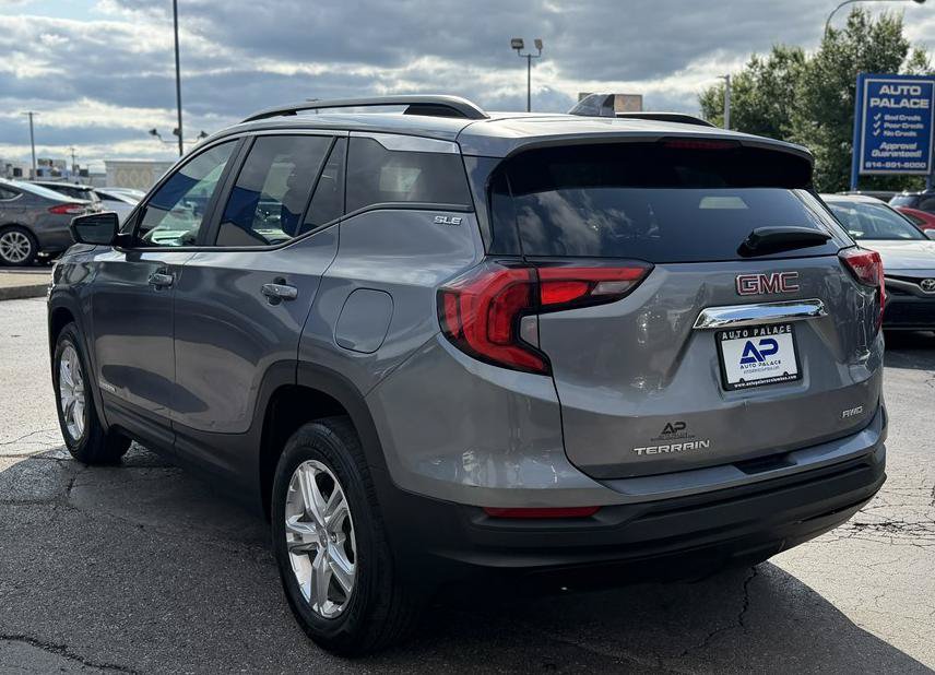 Used 2021 GMC Terrain SLE w/ Driver Convenience Package AWD/4WD image 4