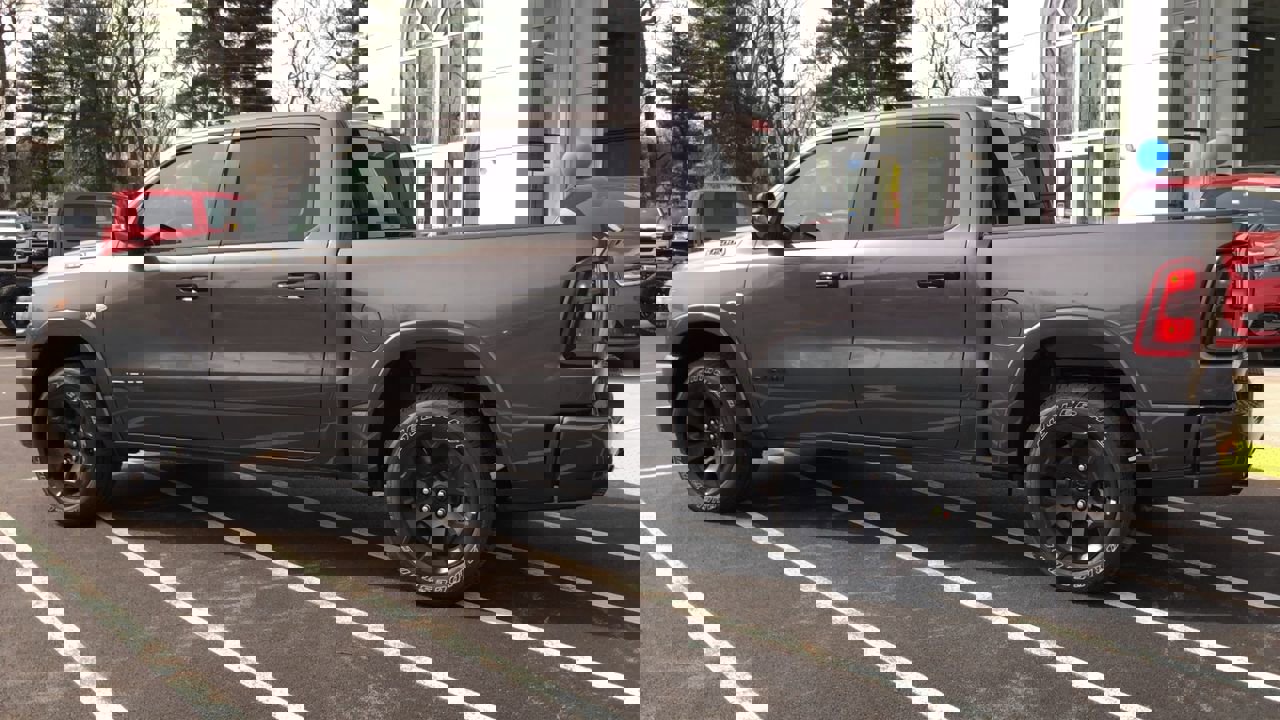 New 2026 RAM 1500 4x4 Crew Cab image 5