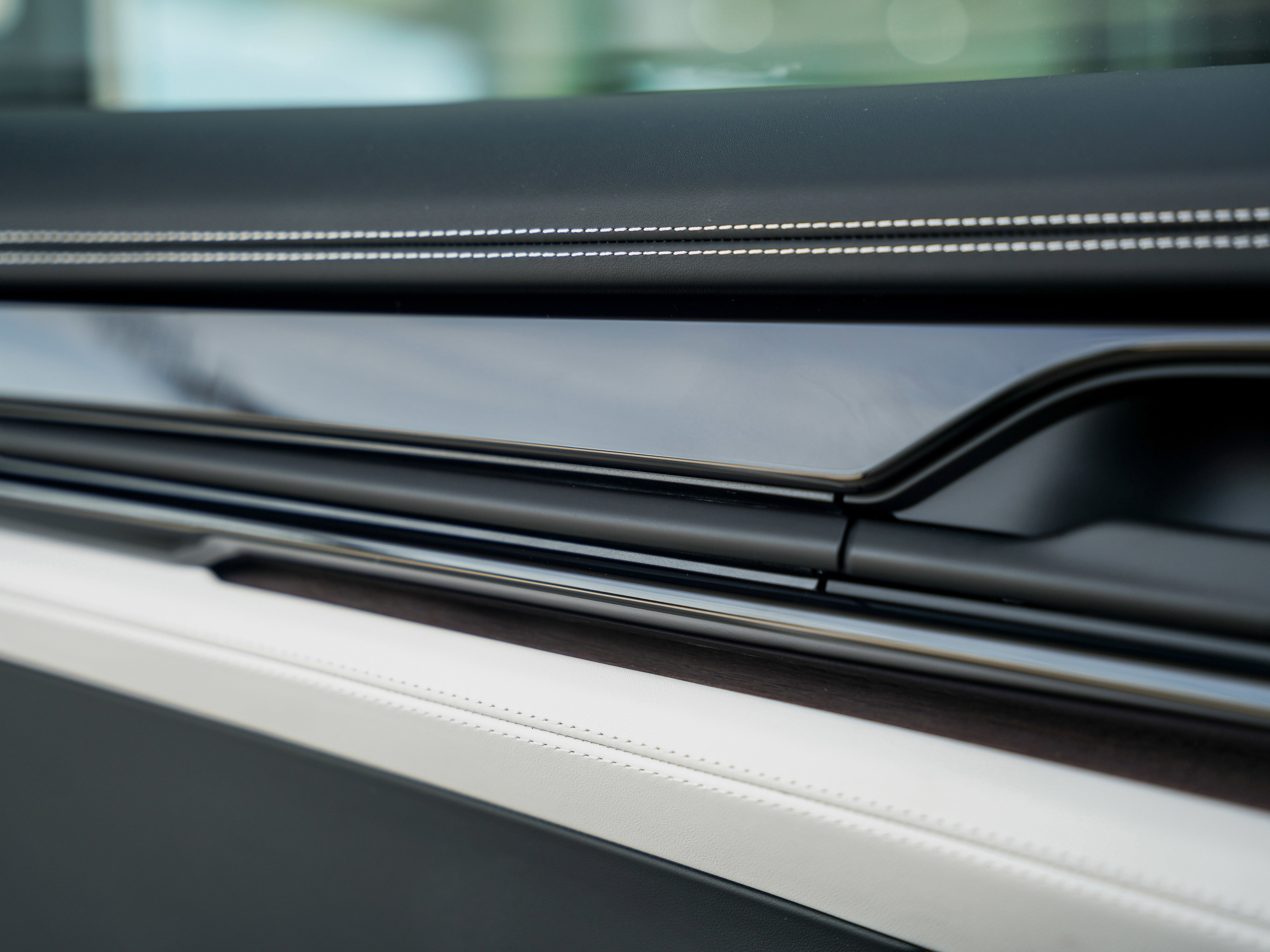 New 2026 Porsche Panamera image 19