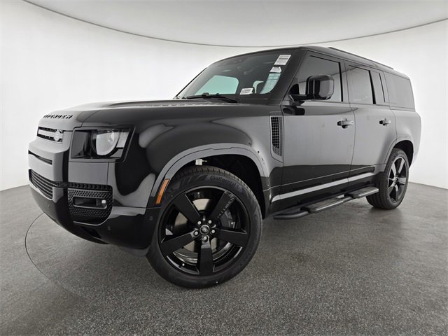 New 2025 Land Rover Defender 130 X-Dynamic SE