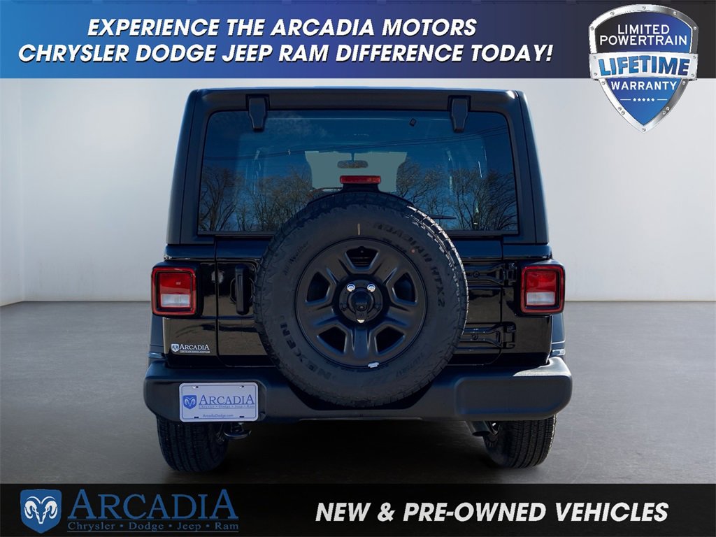 Used 2025 Jeep Wrangler Sport image 4