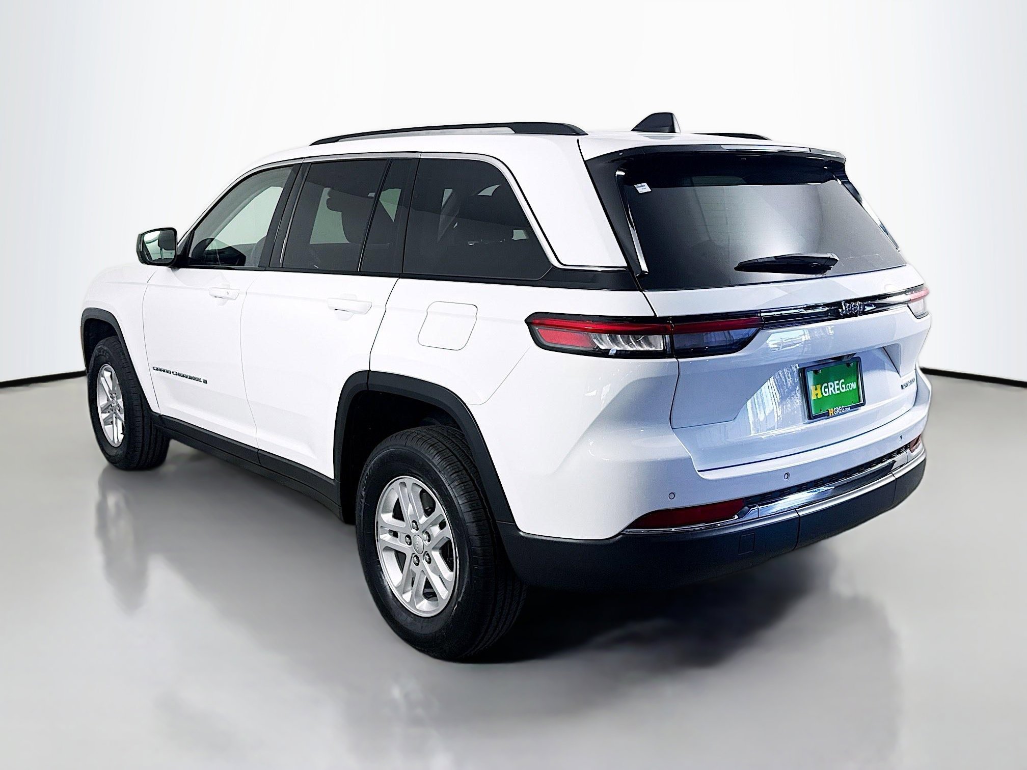 Used 2022 Jeep Grand Cherokee Laredo w/ Luxury Tech Group I image 7