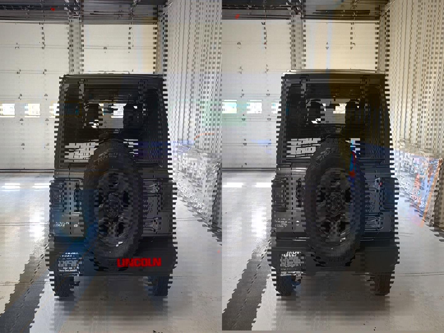 Used 2021 Jeep Wrangler Sport image 7