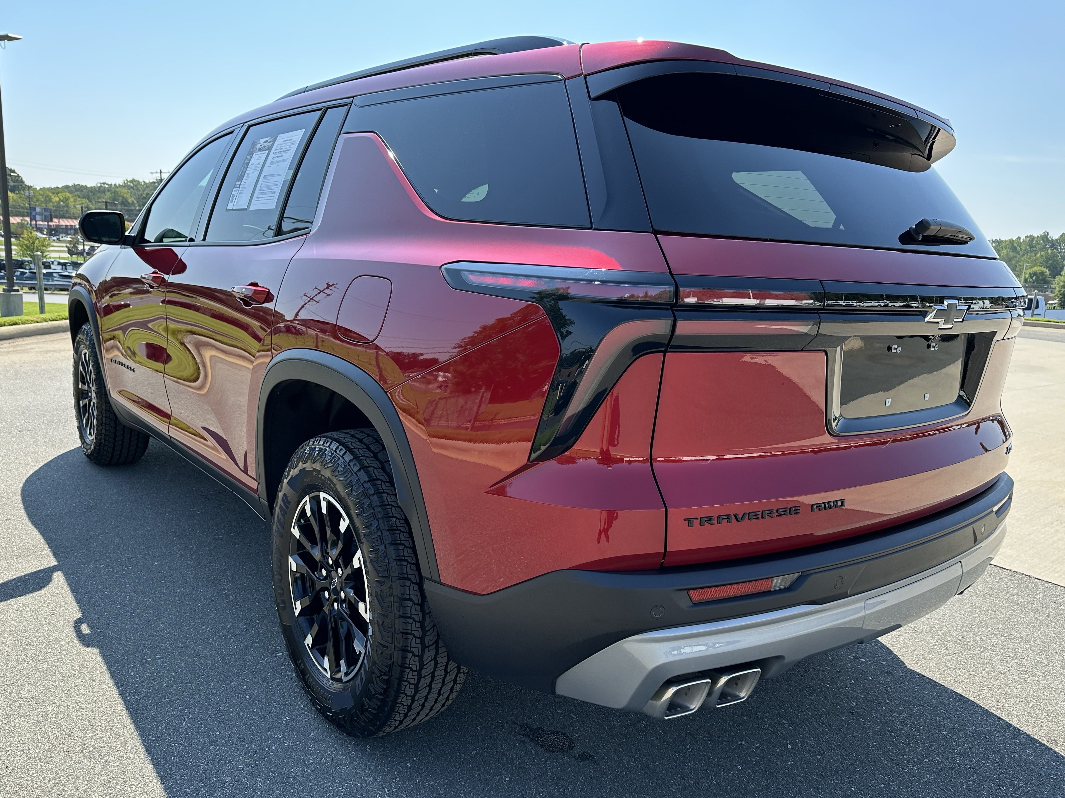 Used 2026 Chevrolet Traverse Z71 AWD/4WD image 7