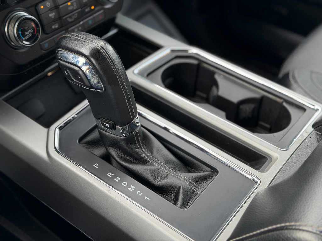 Used 2015 Ford F150 Lariat w/ Equipment Group 502A Luxury image 12