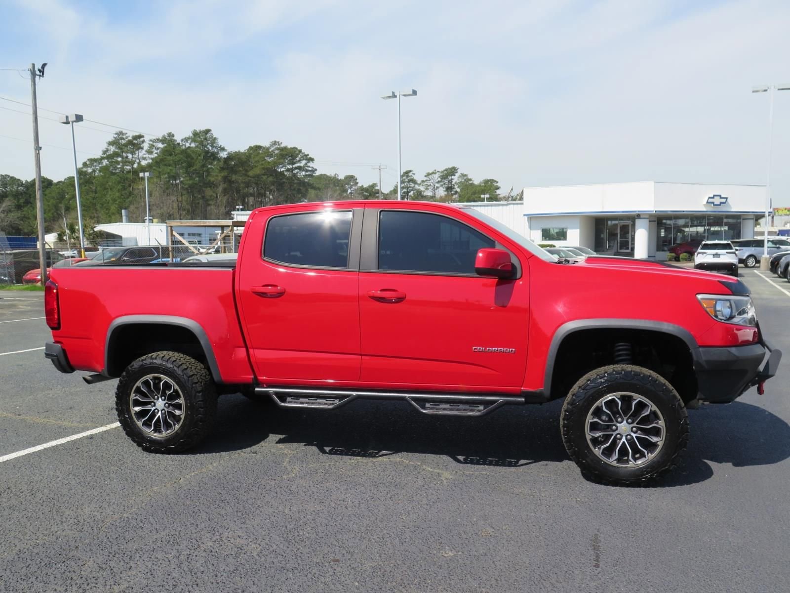Used 2020 Chevrolet Colorado ZR2 image 2