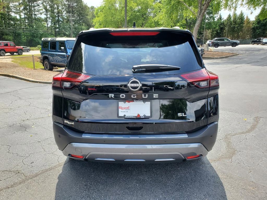 Certified 2023 Nissan Rogue SL w/ SL Premium Package FWD image 5