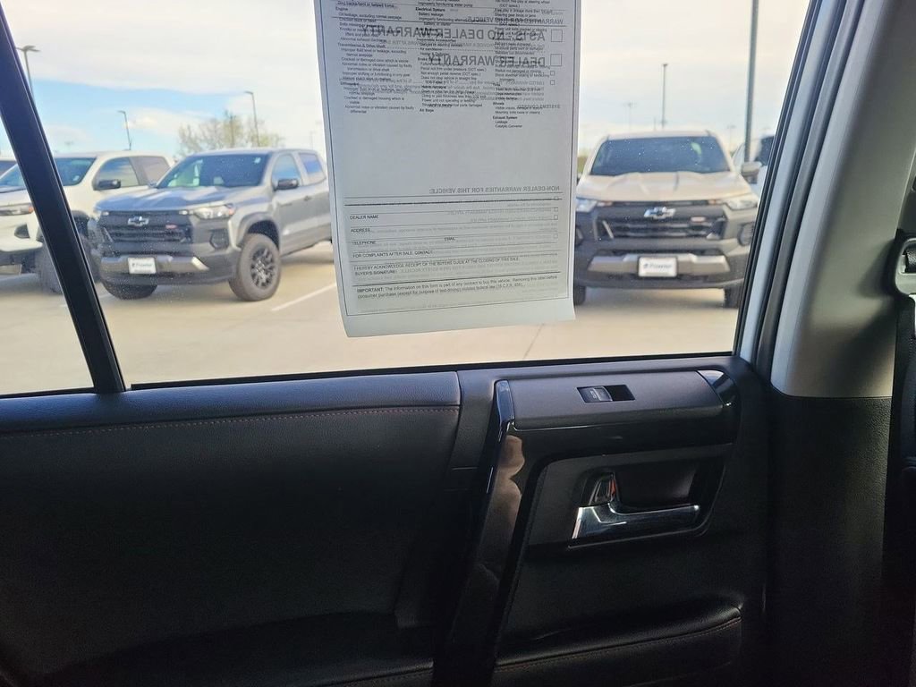 Used 2020 Toyota 4Runner TRD Off-Road Premium w/ Moonroof Package AWD/4WD image 10