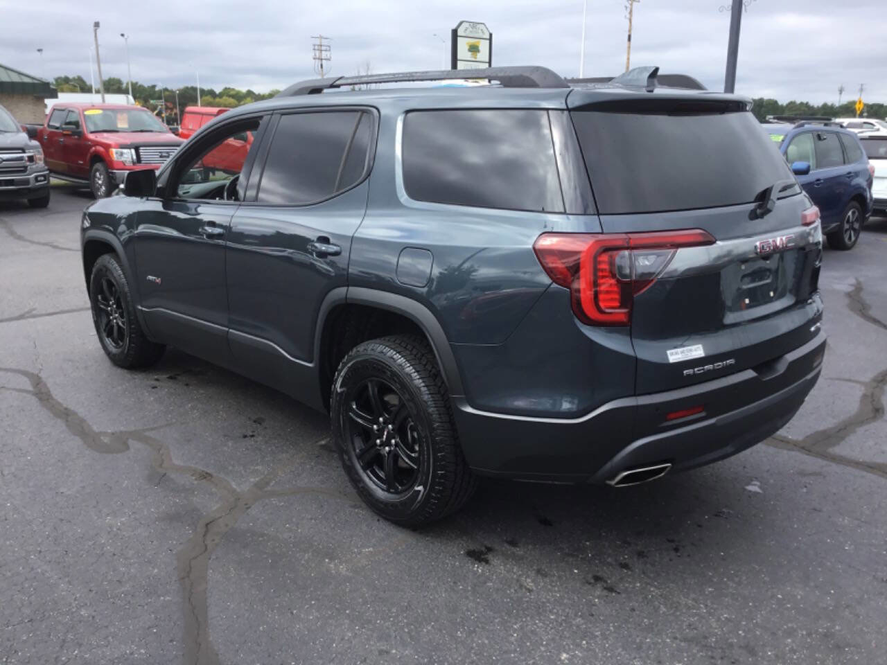 Used 2020 GMC Acadia AT4 w/ LPO, Floor Liner Package image 12