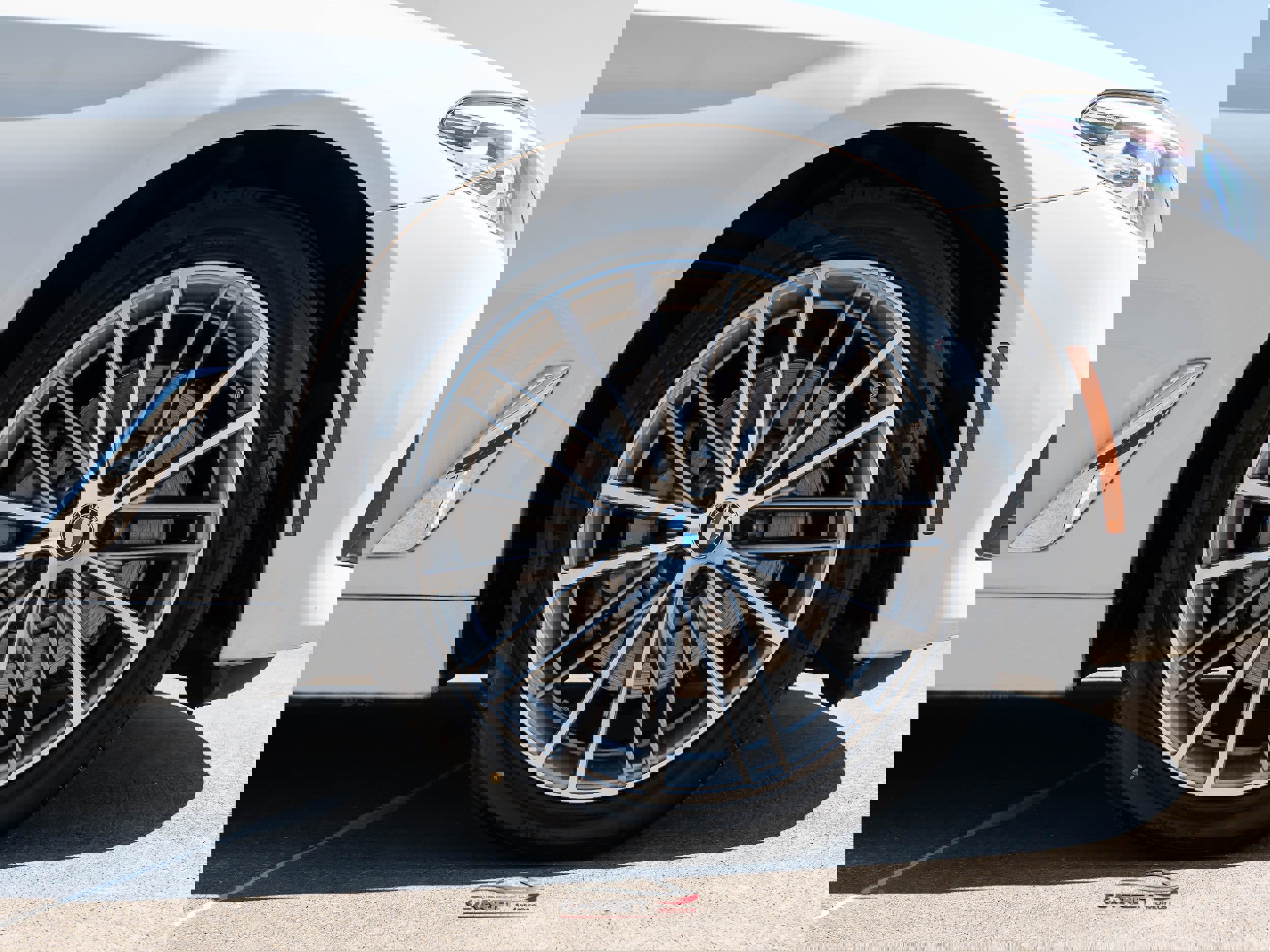 Used 2018 BMW 530i xDrive w/ Premium Package image 9