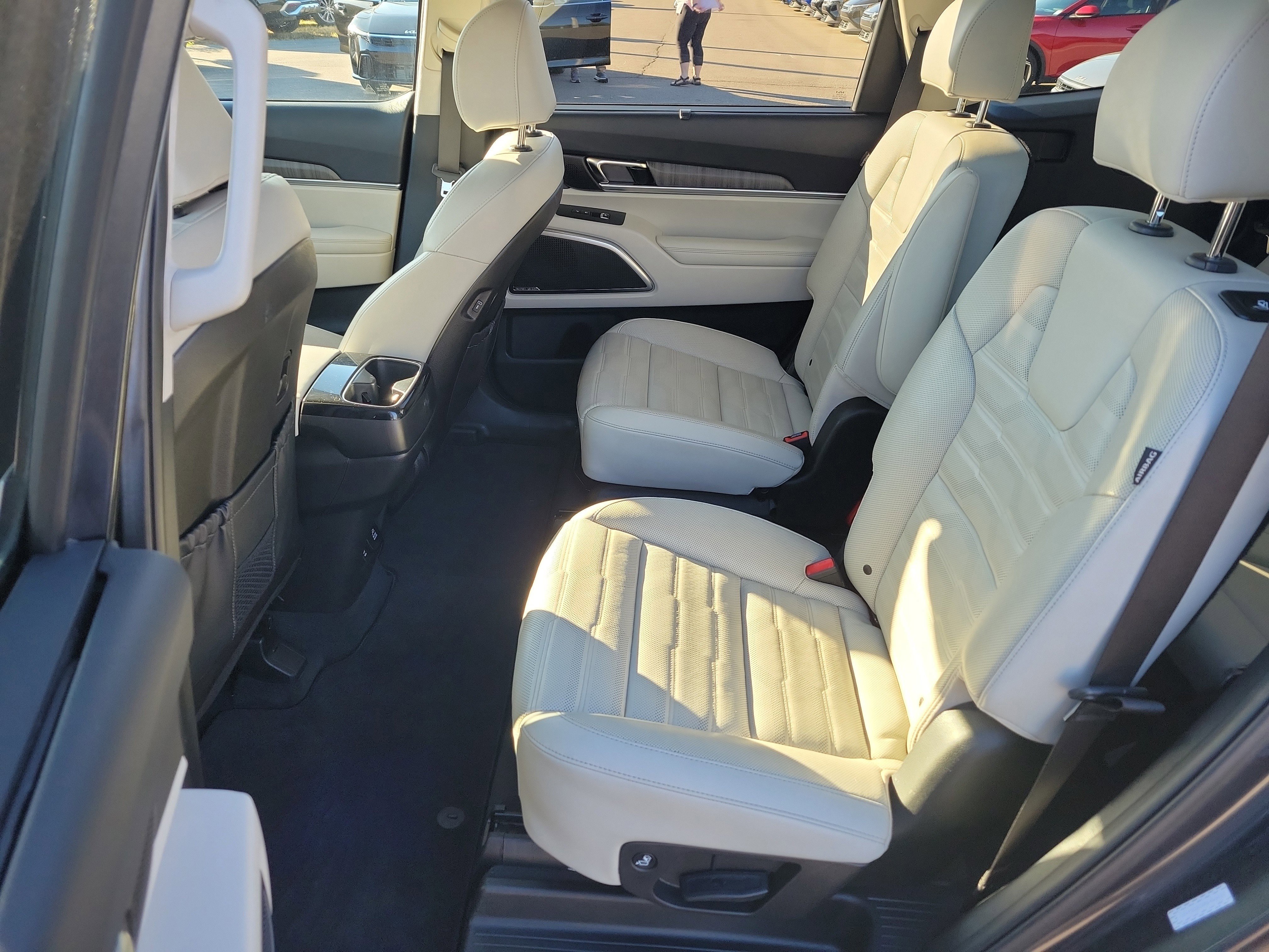 Used 2024 Kia Telluride SX Prestige image 16