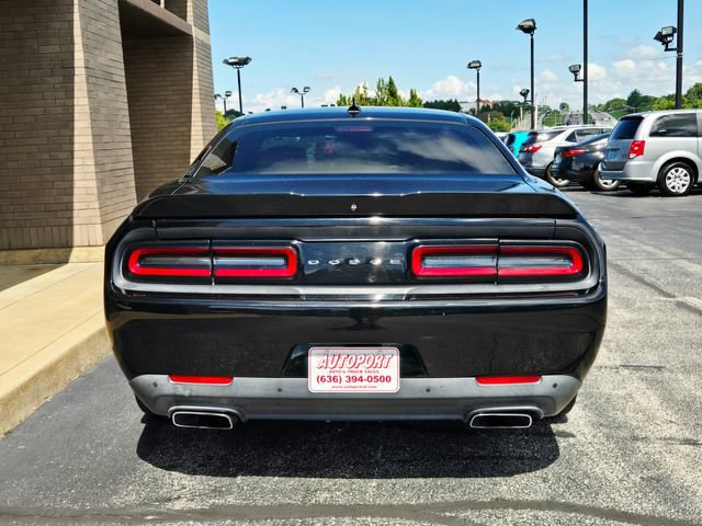 Used 2015 Dodge Challenger R/T Plus RWD image 7