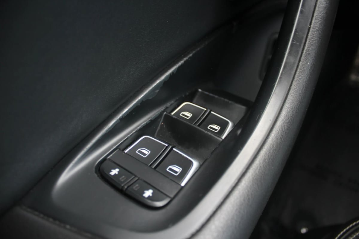 Used 2013 Audi S6 Prestige AWD/4WD image 35