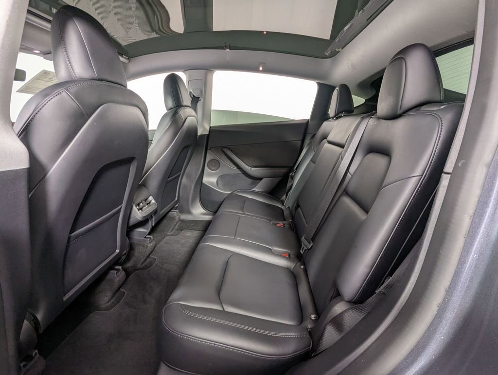 Used 2022 Tesla Model Y Performance image 19