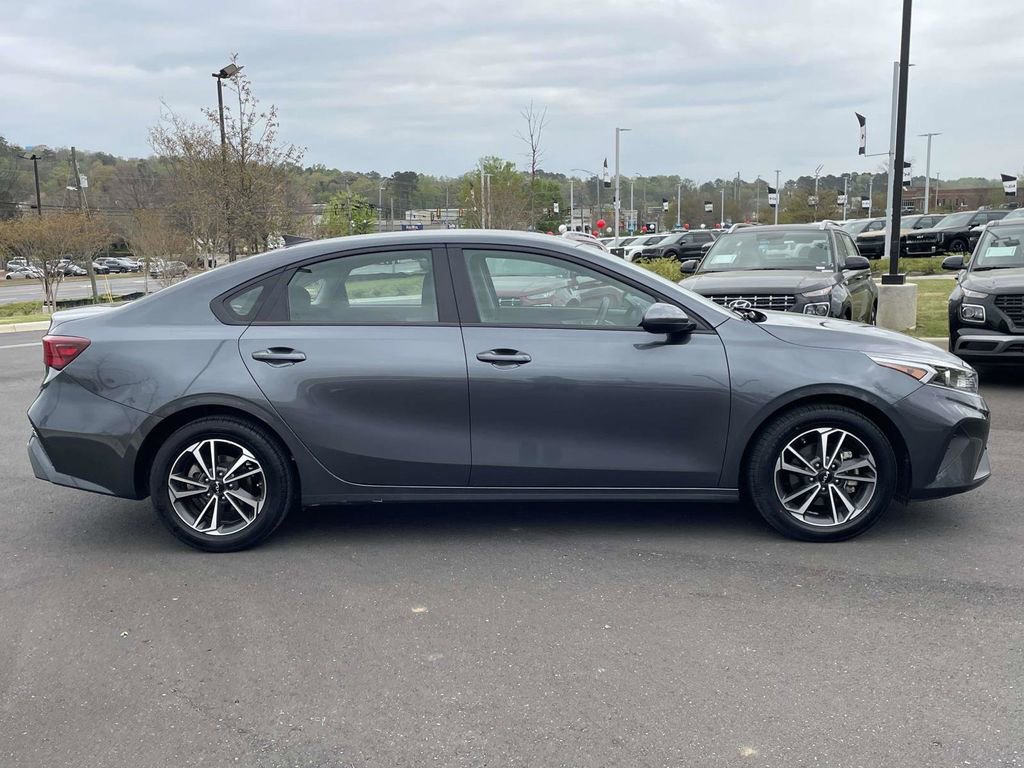 Used 2024 Kia Forte LXS FWD image 2