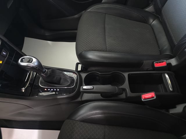 Used 2019 Buick Encore Sport Touring AWD/4WD image 21