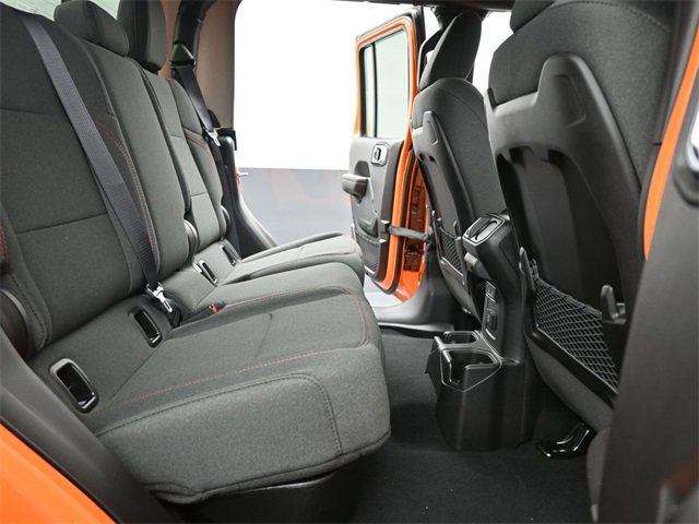 New 2025 Jeep Gladiator Rubicon w/ Steel Bumper Group image 15