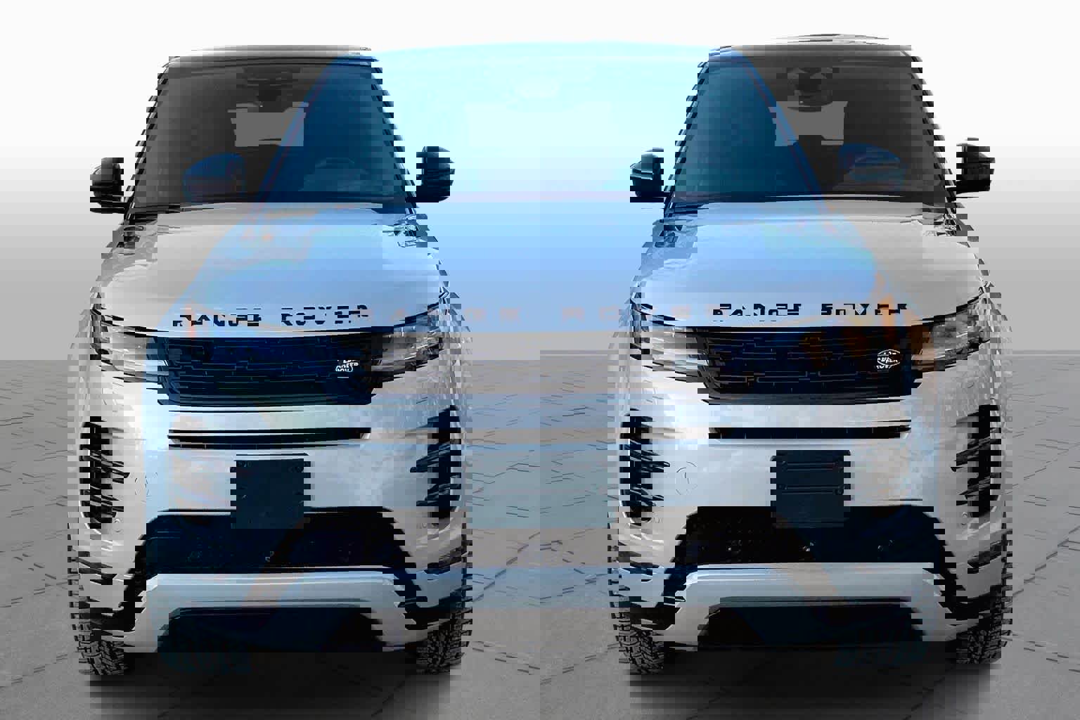 Certified 2026 Land Rover Range Rover Evoque Dynamic SE image 4