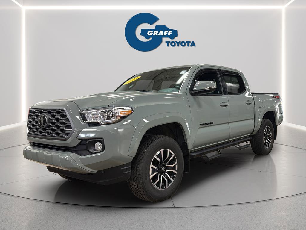 Used 2023 Toyota Tacoma 4x4 Double Cab image 2