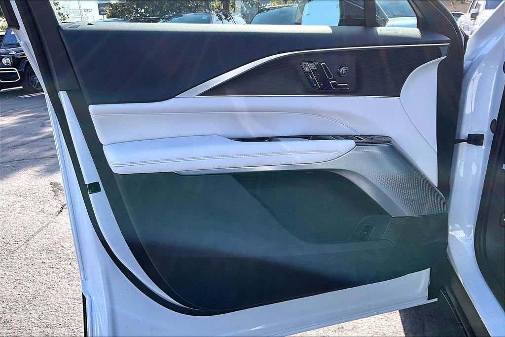 New 2026 Cadillac Lyriq Premium Luxury w/ LPO, Floor Liner Package AWD/4WD image 11