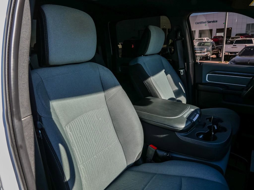 Used 2022 RAM 2500 Big Horn w/ Cold Weather Group image 18