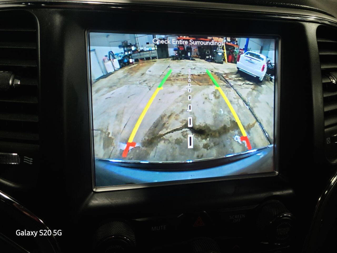 Used 2018 Jeep Grand Cherokee Overland image 41