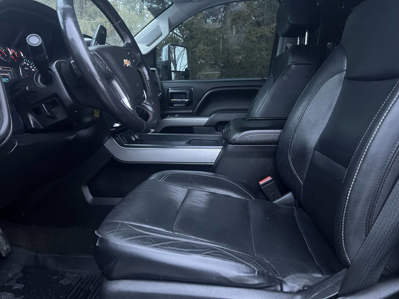 Used 2017 Chevrolet Silverado 3500 LTZ w/ Duramax Plus Package image 17