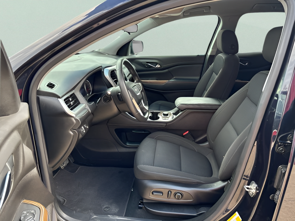 Used 2021 GMC Acadia SLE w/ Driver Convenience Package FWD image 11