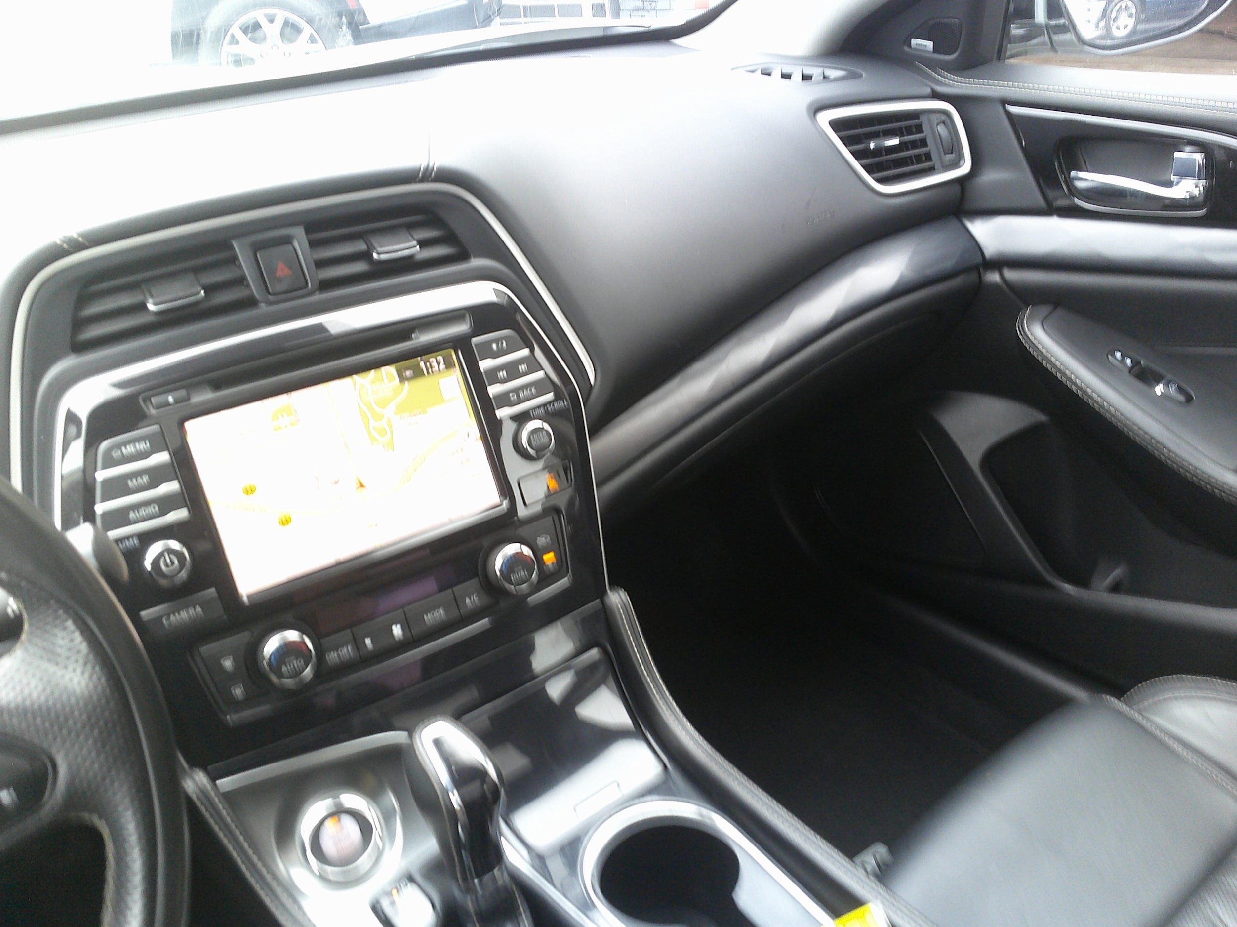 Used 2023 Nissan Maxima Platinum w/ Sport Mat Group FWD image 30
