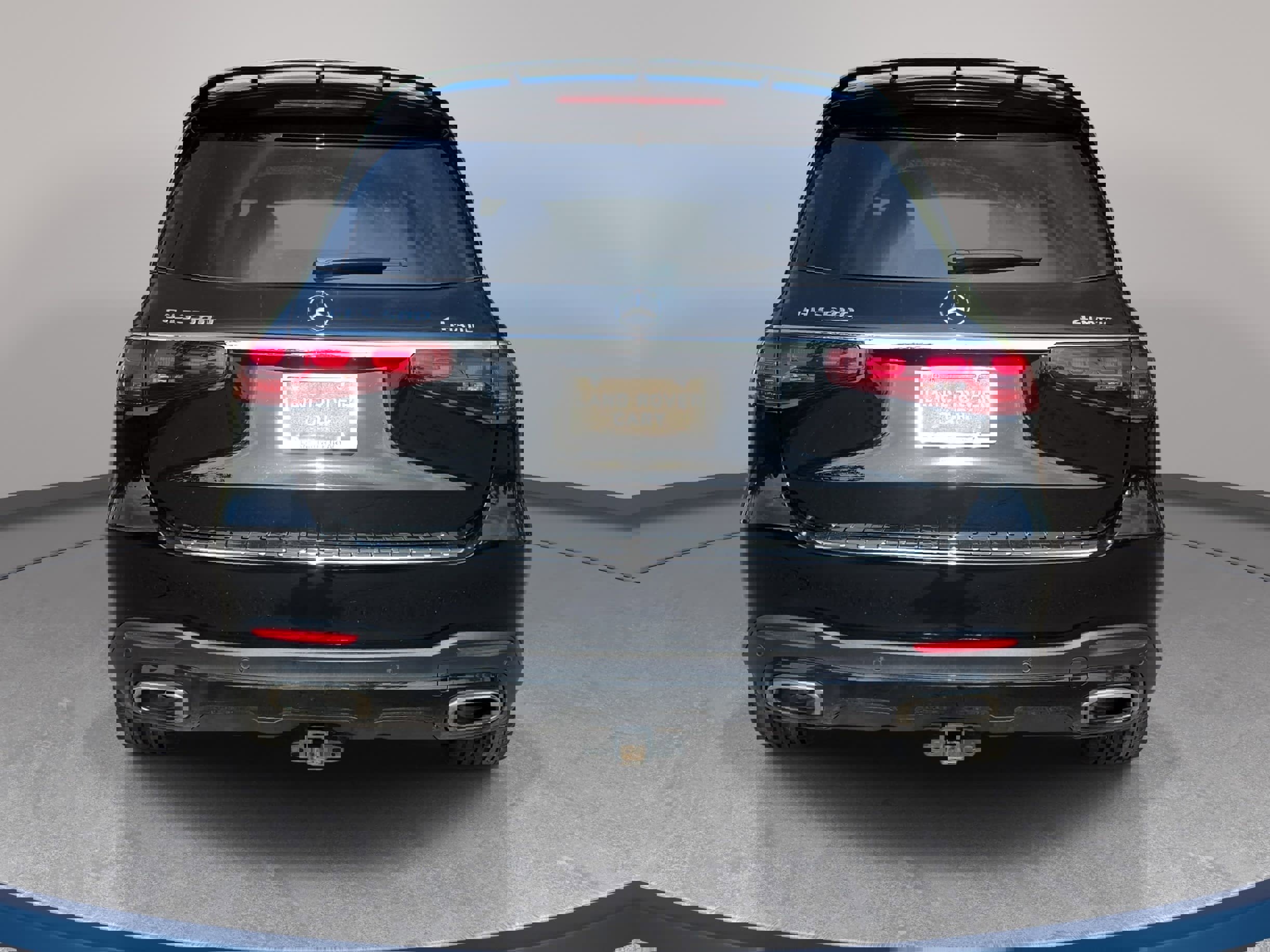 Used 2024 Mercedes-Benz GLS 580 4MATIC image 6