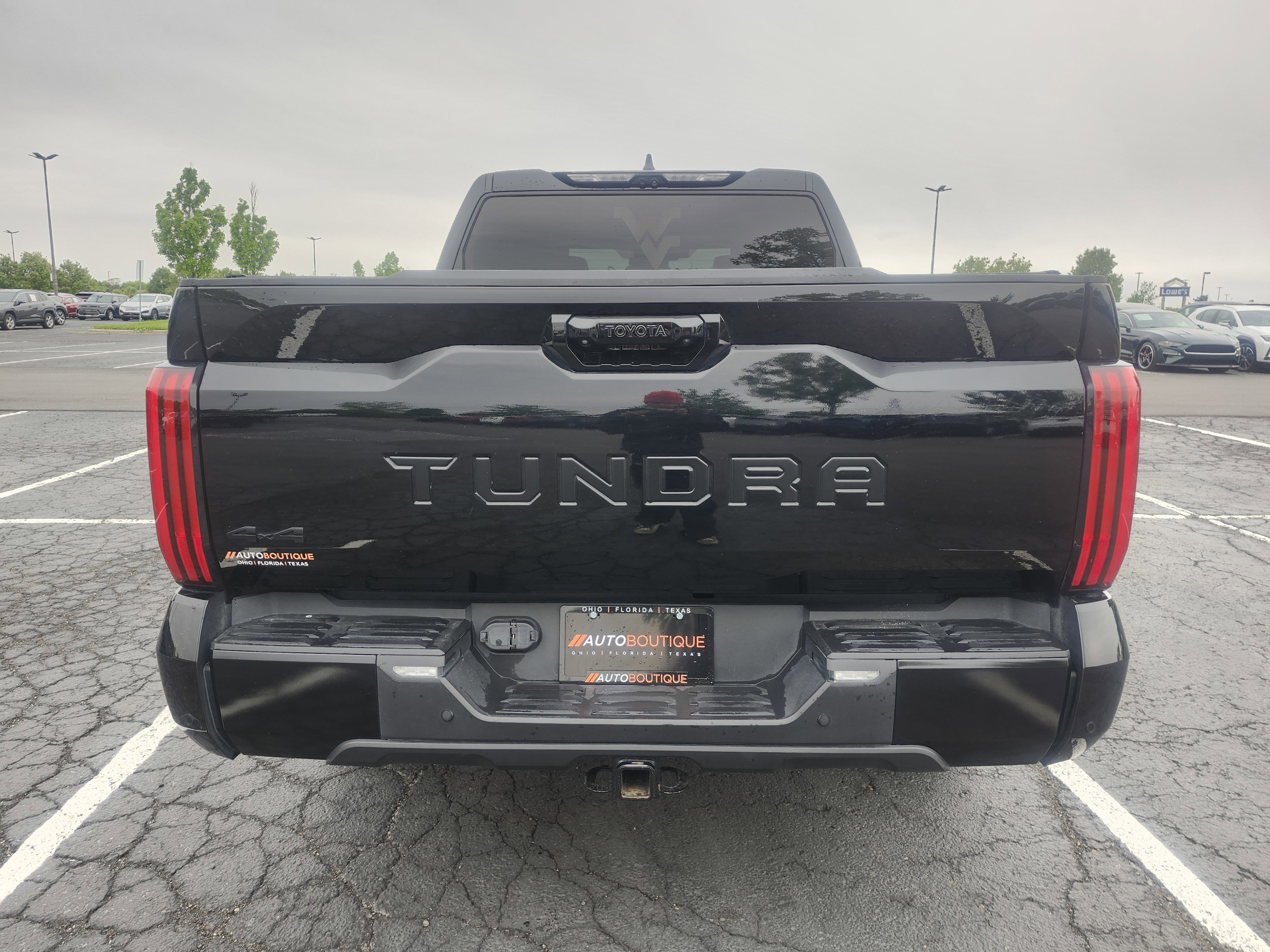Used 2022 Toyota Tundra SR5 w/ TRD Sport Premium Package AWD/4WD image 20